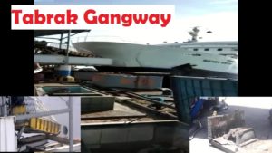 KMP Mustika Kencana Gagal Sandar, Tabrak Gangway