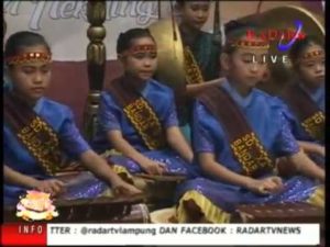 Lampung Gamolan Pekhing Festival 2016 SD XAVERIUS TELUK BETUNG