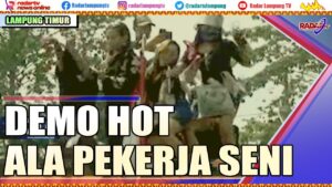 Ratusan Pekerja Seni Demo Pemkab