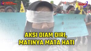 Mahasiswa Melakukan Aksi Diam Diri Tolak UU Ciptaker