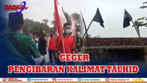 Geger Pengibaran Kalimat Tauhid, Kelompok Warga Bersitegang