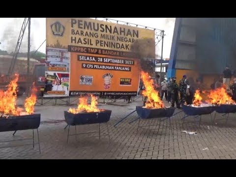 ROKOK, MIRAS DAN MAJALAH PORNO Rp 32 MILIAR DIMUSNAHKAN