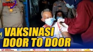 Sasar Warga yang Takut Vaksinasi Door To Door