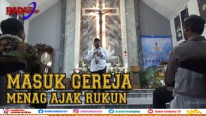 Masuk Gereja, Menag Ajak Rukun