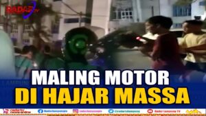 Massa Hajar Pencuri Motor di Bandar Lampung