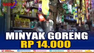 Penetapan Harga Minyak Goreng, Rp14 000 Disambut Pembeli tapi Diprotes Pedagang