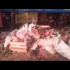 Sampah Busuk Menggunung Di Pasar Bukit Kemuning