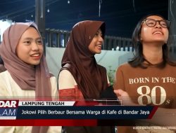 Jokowi Pilih Berbaur Bersama Warga di Kafe di Bandar Jaya