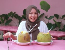 Pengen Nyobain Sensasi Makan Kelapa Muda Yang Berbeda? Yukk ke Fruits Coconut | Enjoy Lampung