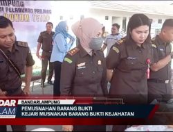 BANDAR LAMPUNG – PEMUSNAHAN BARANG BUKTI : Narkoba dan BB Kejahatan Dimusnahkan