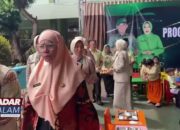 Siswi SD Persit Nikmati Makan Bergizi