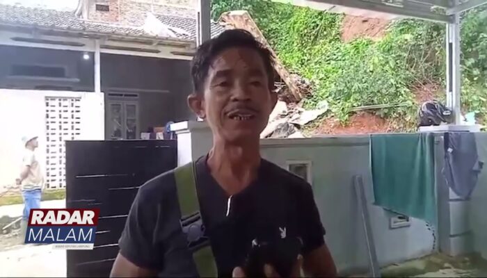 Tanah Longsor Timbun Rumah Warga Tanjung Bintang, Lampung Selatan