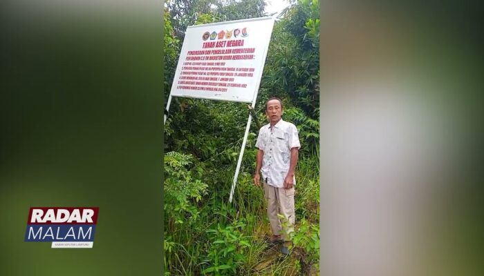 Warga Gempar Oknum Pasang Plang Tanah Milik TNI